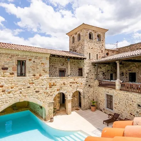 Chateau De Mazelle * バンヌ
